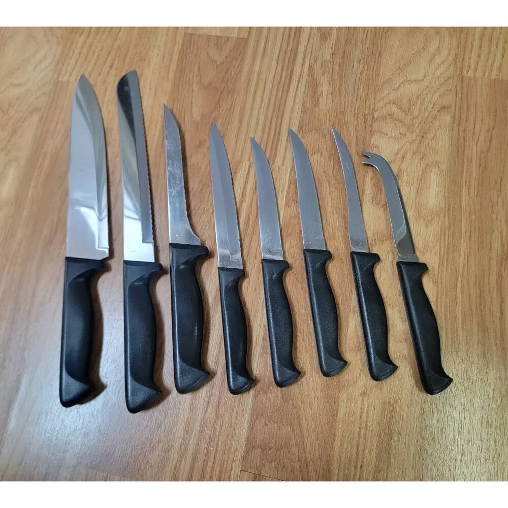 Henckels International Classic  12-PC-Knife Block Set Missing 4Pc